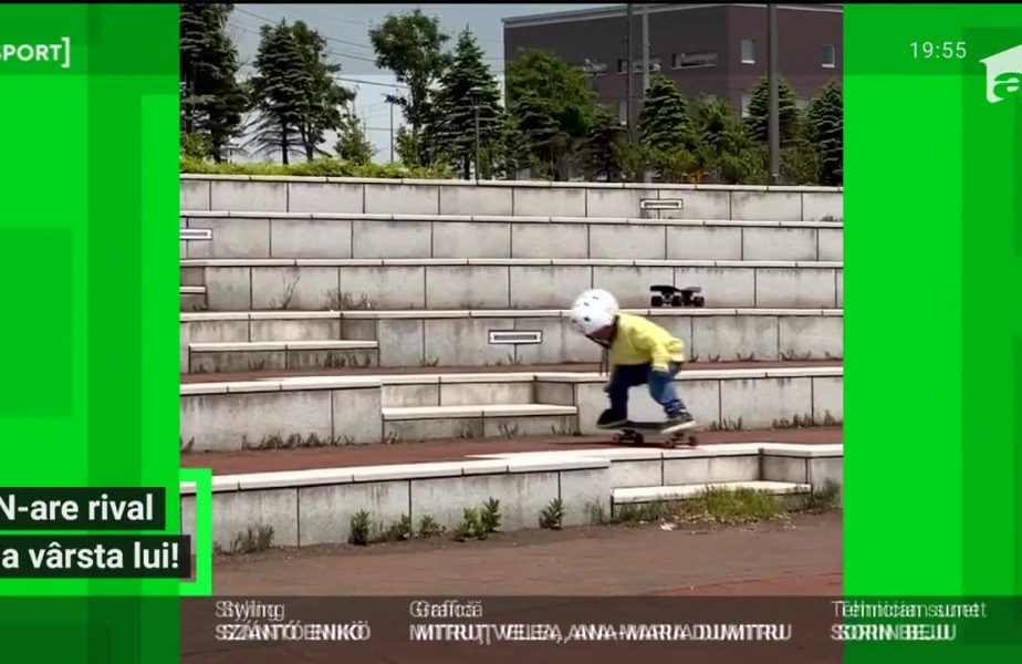 Japonezii se laudă cu un puşti minune. Are 3 ani şi e as pe skateboard