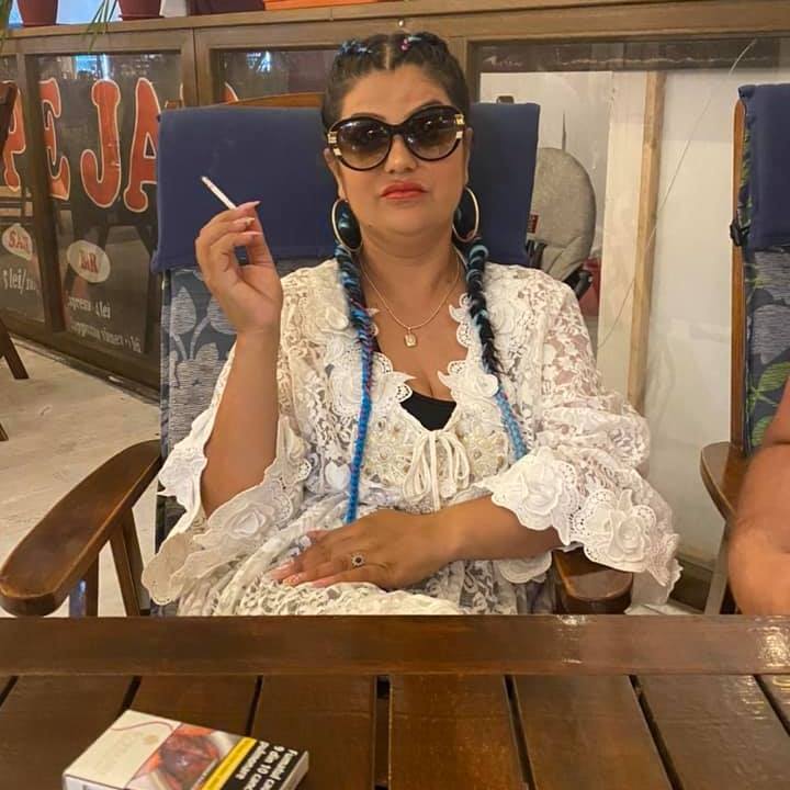 Femeia de serviciu din România care mânca la cantina socială a moştenit averea unui milionar celebru din Top 300. Transformarea totală a femeii care a devenit milionară în euro