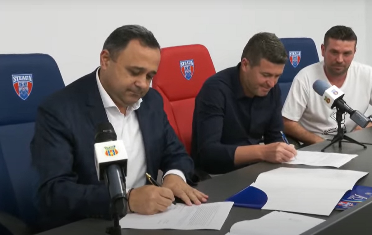 Daniel Opriţa, la semnarea contractului cu CSA Steaua