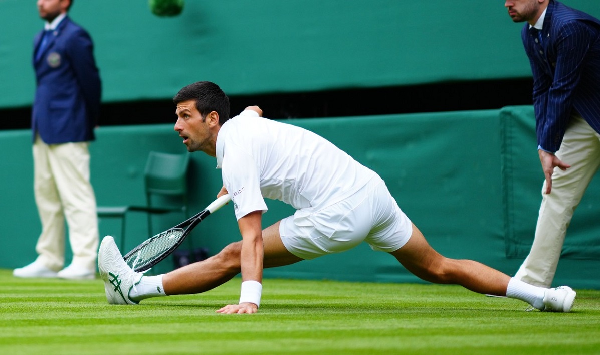 Wimbledon 2021 | Novak Djokovic, la un pas o accidentare horror! Nole l-a demolat pe Kevin Anderson după căzătura teribilă