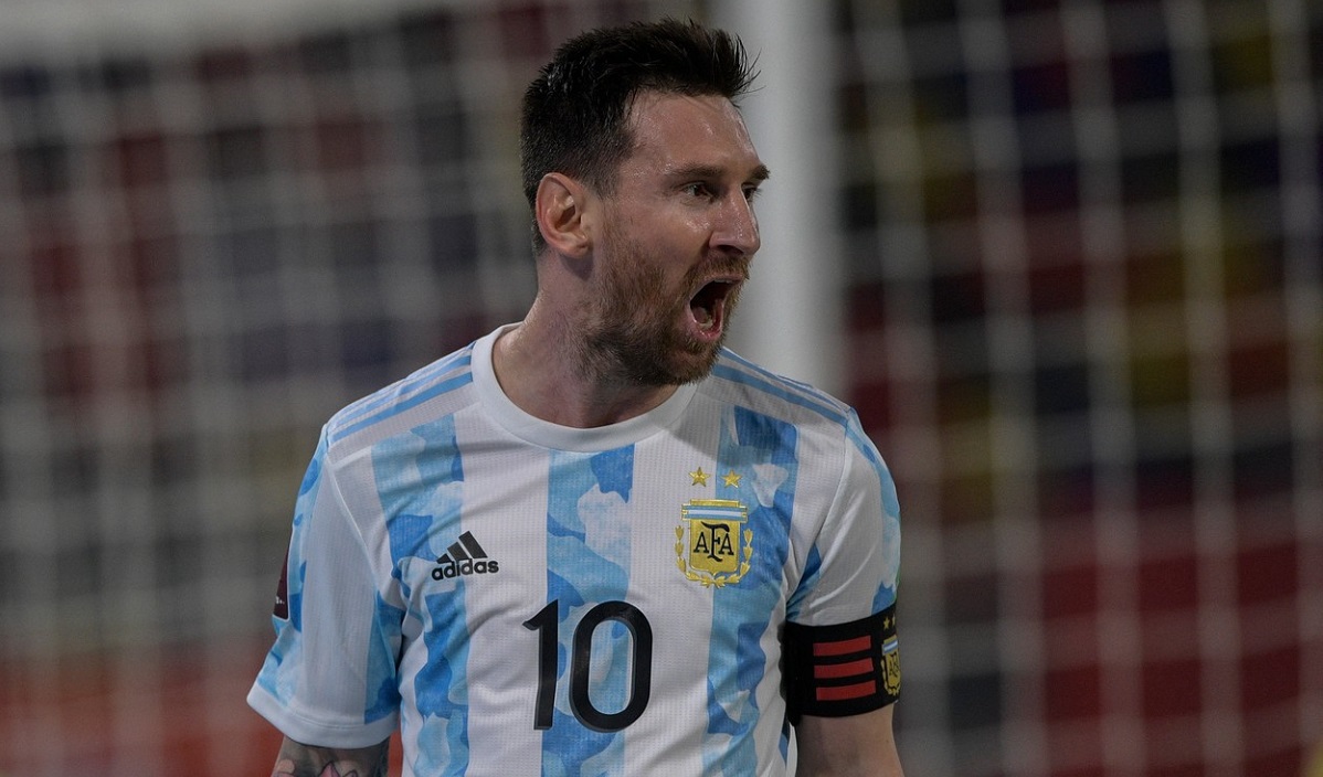 „Alături de extraterestru! Lionel Messi a făcut pace cu unul dintre marii săi rivali. Ce cadou i-a oferit