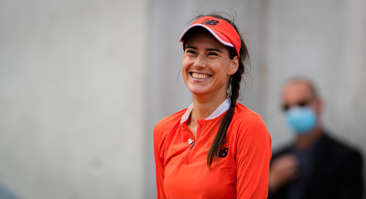 Sorana Cirstea of Romania in action during the third round of the 2021 Roland Garros Grand Slam Tournament
French Open Tennis, Day Six, Roland Garros, Paris, France - 04 Jun 2021,Image: 614328460, License: Rights-managed, Restrictions: , Model Release: no, Credit line: Profimedia