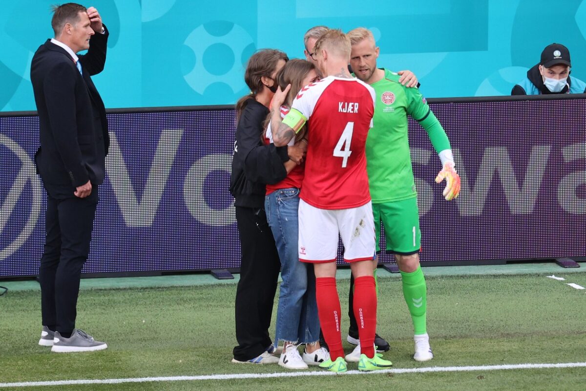 EURO 2020 | Simon Kjaer este eroul unei ţări întregi. Gestul făcut de căpitanul danezilor, care i-a salvat viaţa lui Eriksen