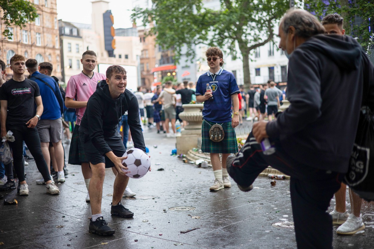 Fani scoţieni la Londra / Foto: Profimedia