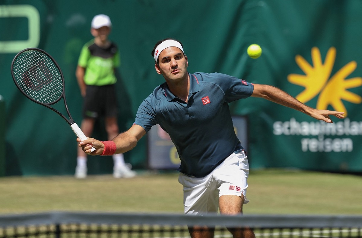 Roger Federer, victorie cu emoții