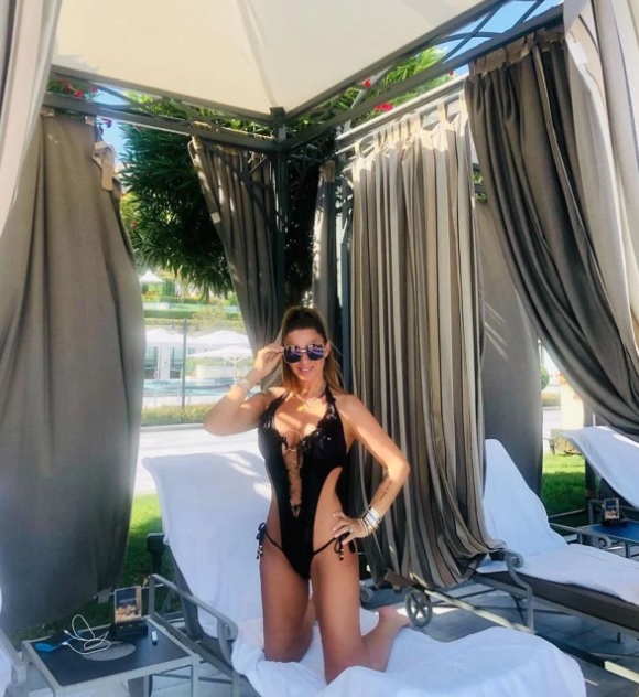 Anamaria Prodan, apariţie răvăşitoare de 250.000 de euro în Capitală / Instagram