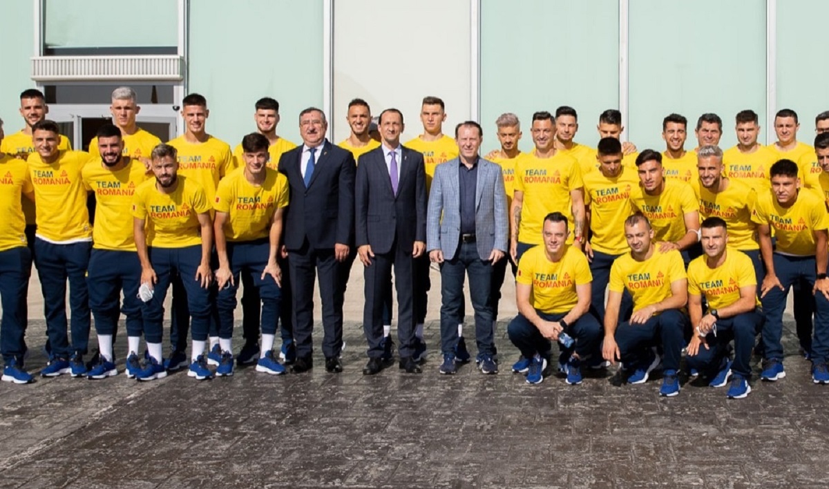 „Să ne faceţi fericiţi! Premierul României s-a întâlnit cu lotul olimpic. Mesajul inedit transmis de Florin Cîţu