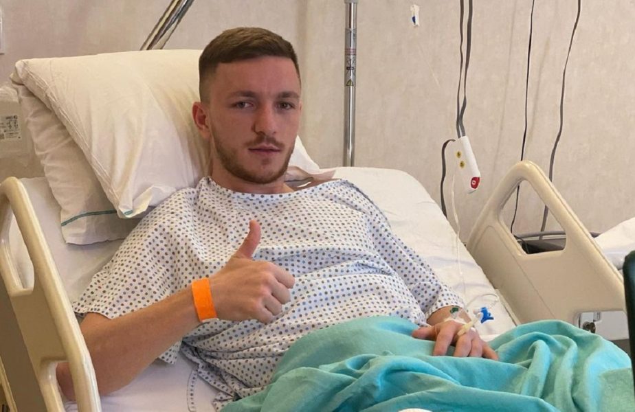 Ionuț Panțîru a fost operat pentru a treia oară într-un an, după ce primele două intervenții au dat greș! Când va reveni pe teren fundașul FCSB-ului. Anunțul clubului