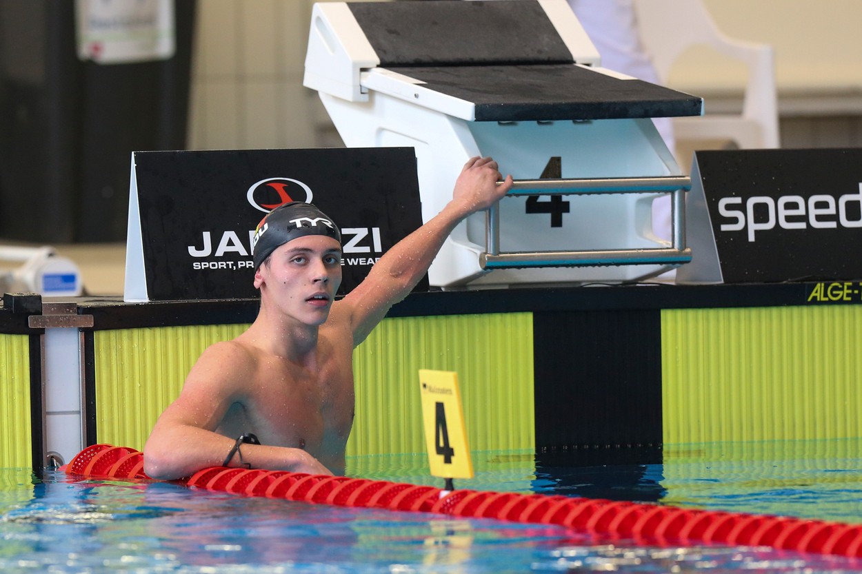 URIAŞ! Record mondial pentru David Popovici, puştiul minune al nataţiei româneşti
