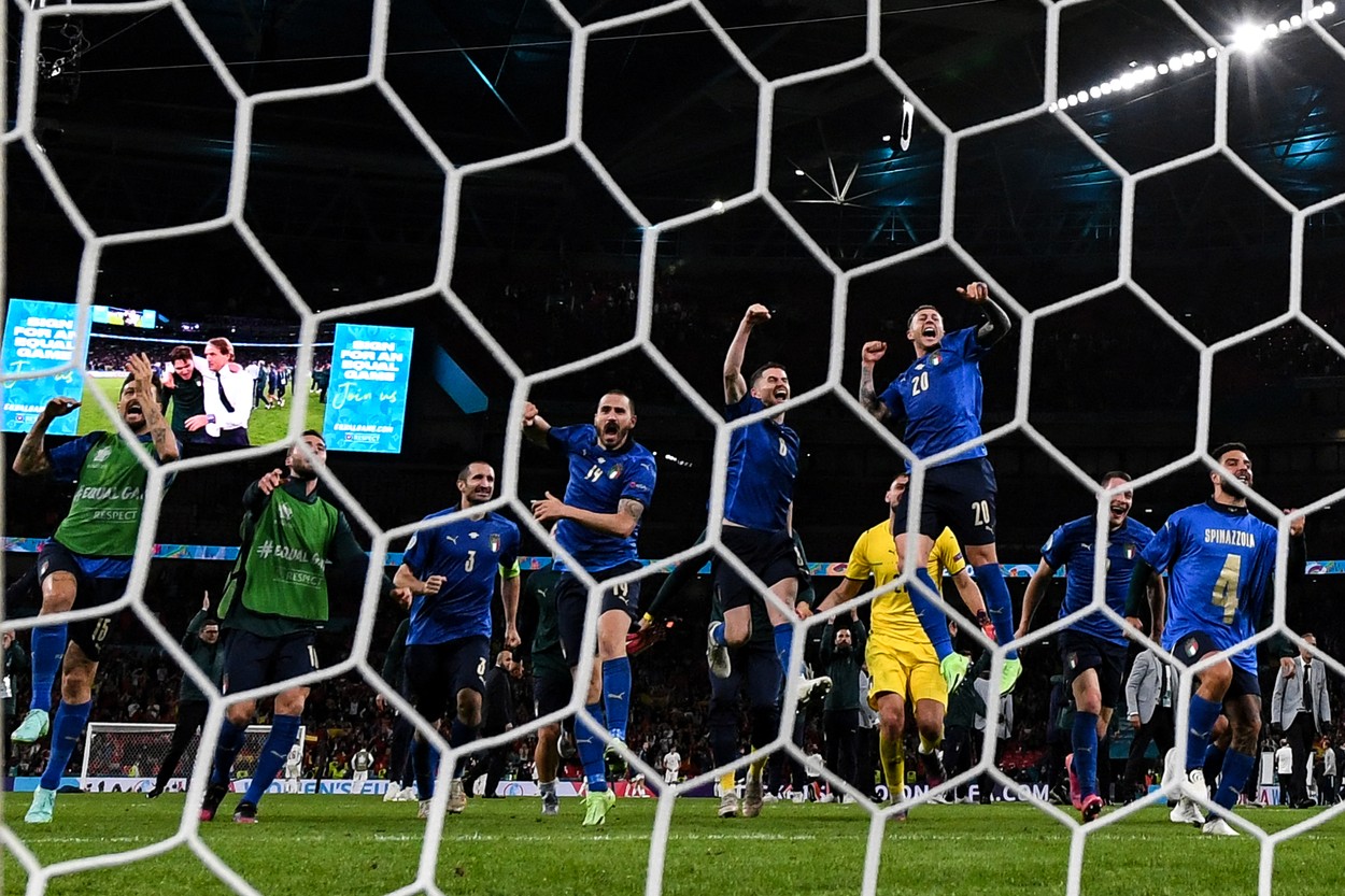 Italia este prima finalistă de la EURO 2020! Meci colosal în semifinale cu Spania! Donnarumma, eroul „Squadrei Azzurra”. Cifre uluitoare ale italienilor cu Mancini selecţioner: „Nimic nu e gata”
