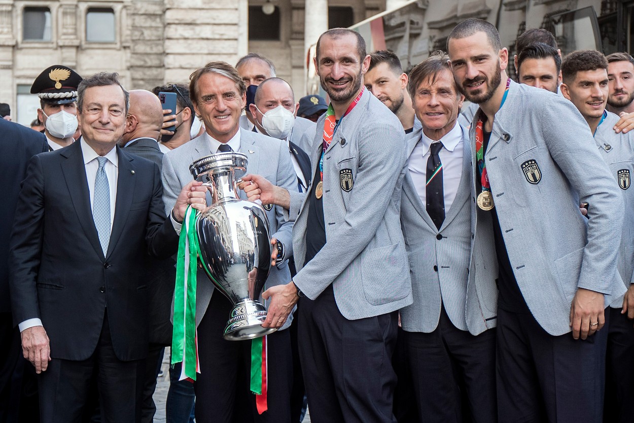 Sărbătoare pe străzile din Roma după ce Squadra Azzurra a câştigat EURO 2020