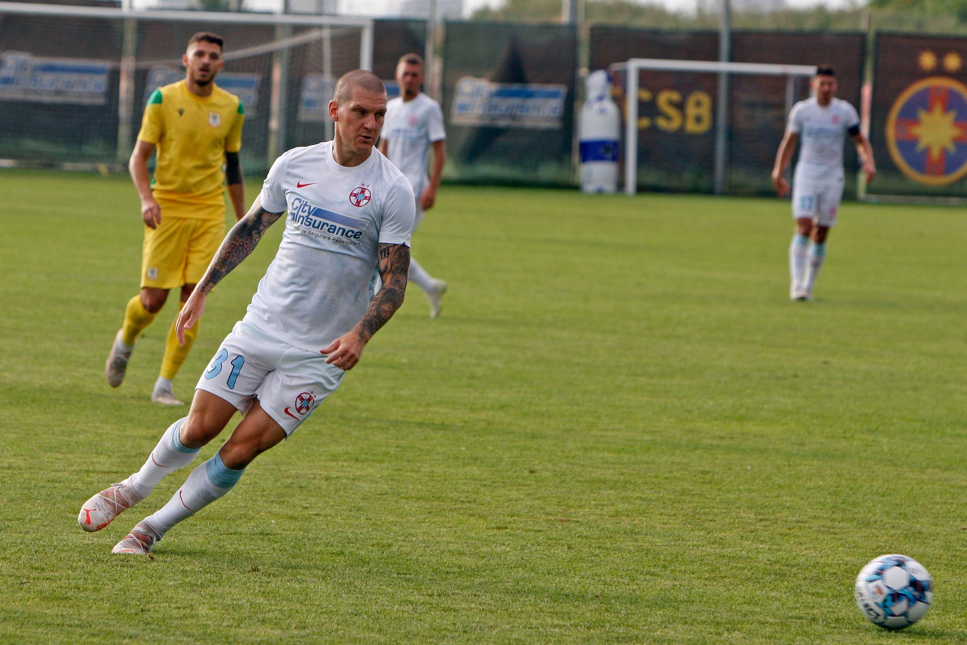 FCSB – CS Mioveni 1-0 | FCSB bate tot cu Todoran pe bancă. Zdenek Ondrasek a debutat pentru echipa lui Gigi Becali