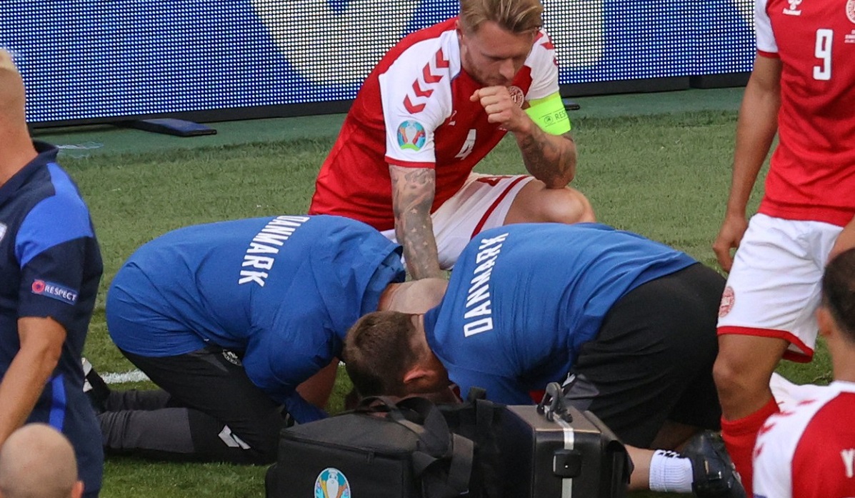 „Nu sunt un erou! Simon Kjaer a povestit prima dată despre clipele de groază cu Christian Eriksen. „Sper că a fost ultima dată când mi se întâmplă aşa ceva