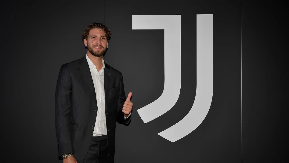 Manuel Locatelli a semnat cu Juventus