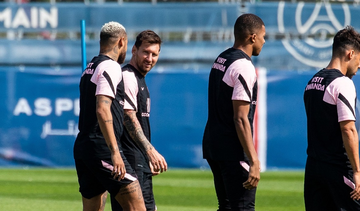 Lionel Messi, la antrenament alături de Neymar și Mbappe