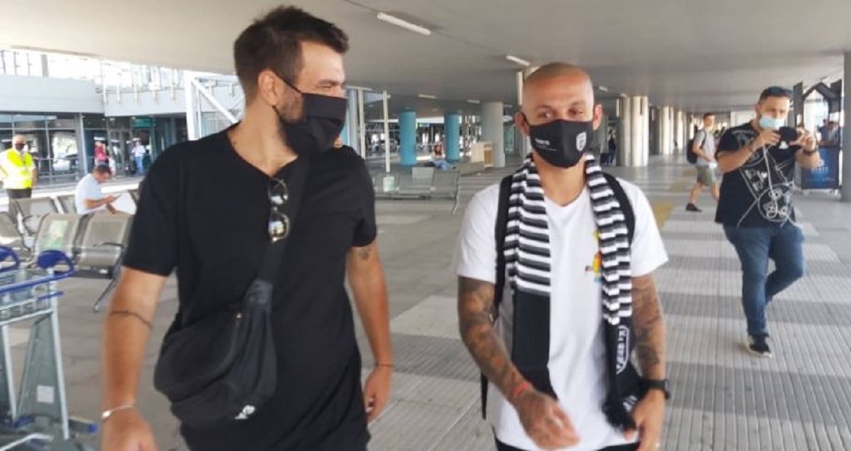 Primele imagini cu Alex Mitriță la PAOK Salonic! Jucătorul a ajuns în Grecia și semnează cu echipa lui Răzvan Lucescu