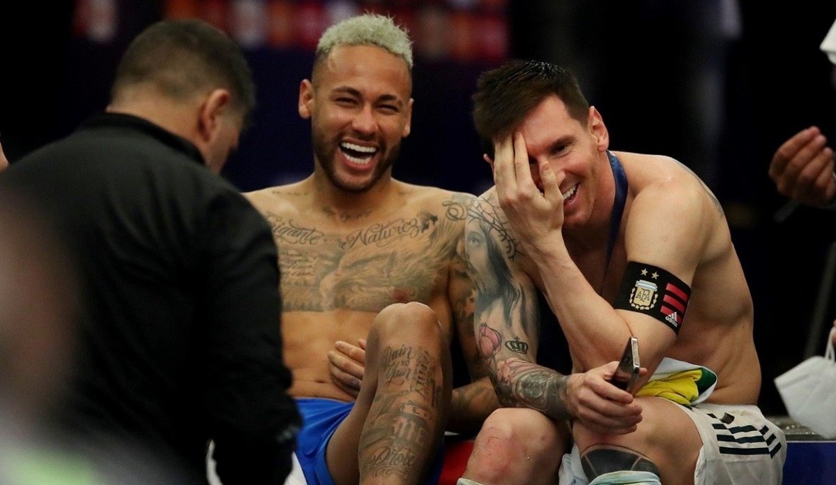 Prima reacţie a lui Neymar după anunţul că Lionel Messi pleacă de la Barcelona. Brazilianul îl aşteaptă la PSG!