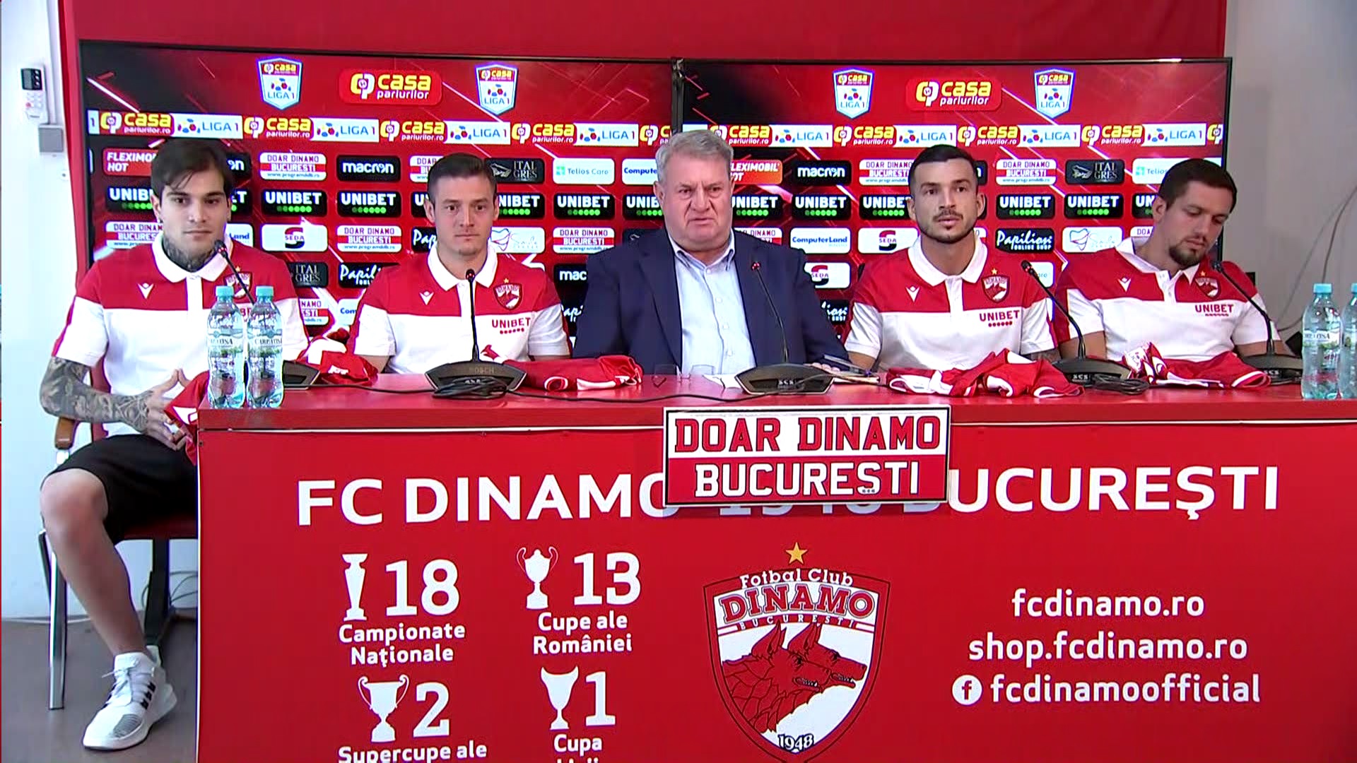 Nebunie la Dinamo, după noile transferuri. Cine a ajuns să fie decarul „câinilor şi cum s-au purtat negocierile: „Nu poţi să fii număr 10 şi să bagi alunecări!