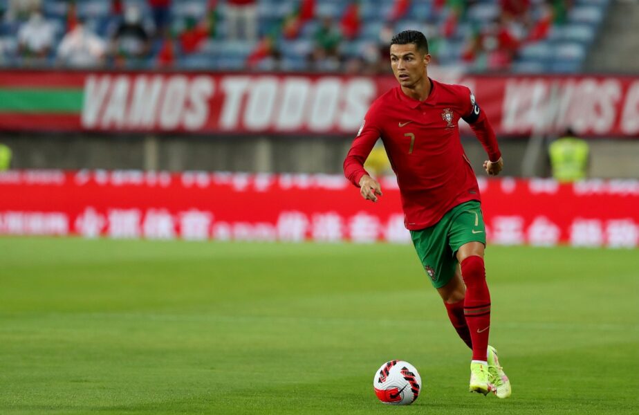 Cristiano Ronaldo, criză de nervi în Portugalia – Irlanda! A ratat un penalty şi şi-a lovit cu pumnul un adversar
