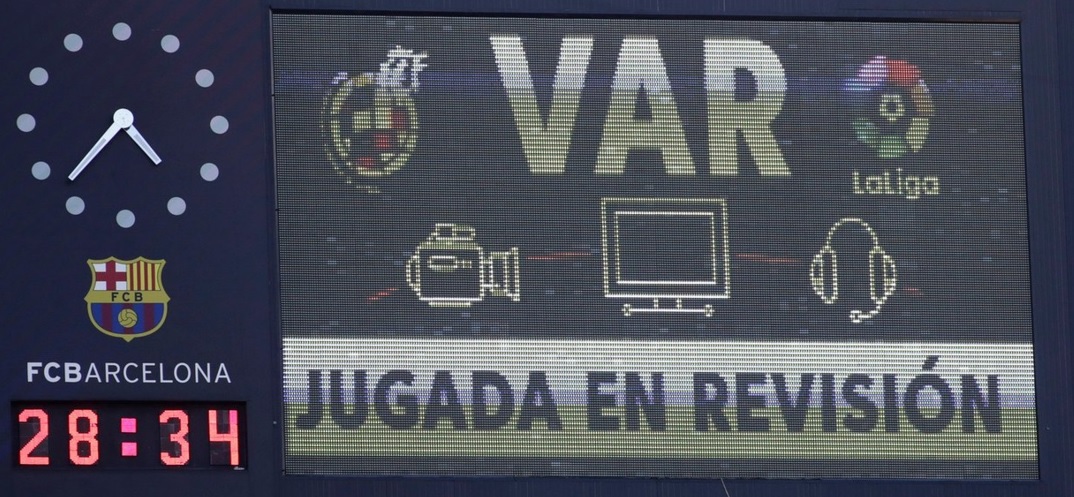 Barcelona - Real Madrid. Cum a influențat apariția VAR El Clasico