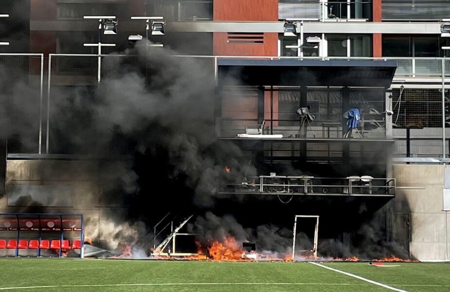 Panică înainte de Andorra – Anglia! Stadionul gazdelor a fost cuprins de flăcări, în direct la TV. Imagini șocante din interiorul arenei