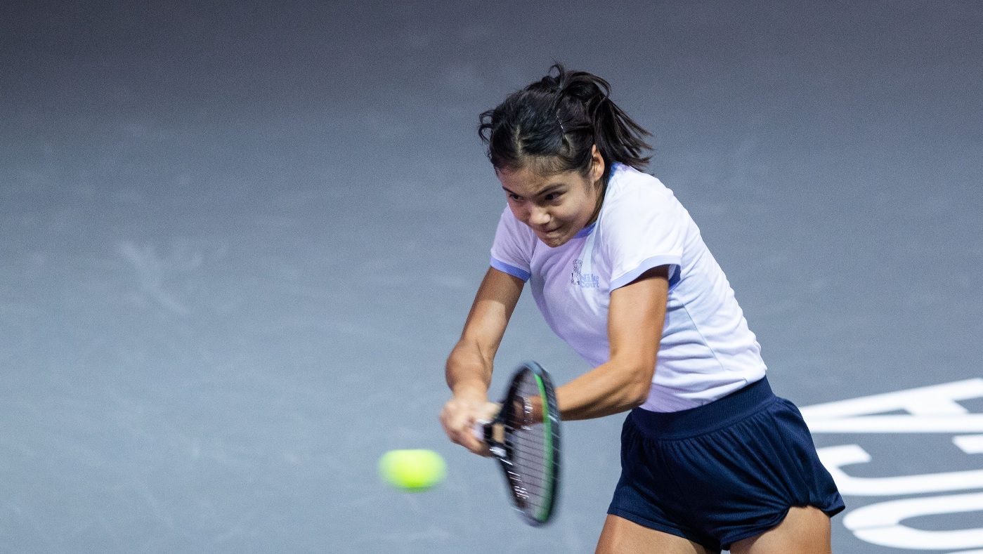 Transylvania Open | Emma Răducanu – Polona Hercog 4-6, 7-5, 6-1. Campioana de la US Open s-a calificat în turul al doilea la Cluj. Și-a distrus adversara în decisiv