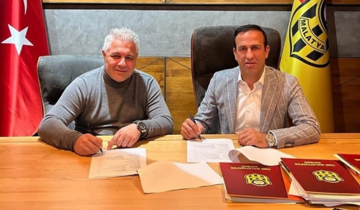 Marius Şumudică a semnat! Anunţul oficial făcut de noul club