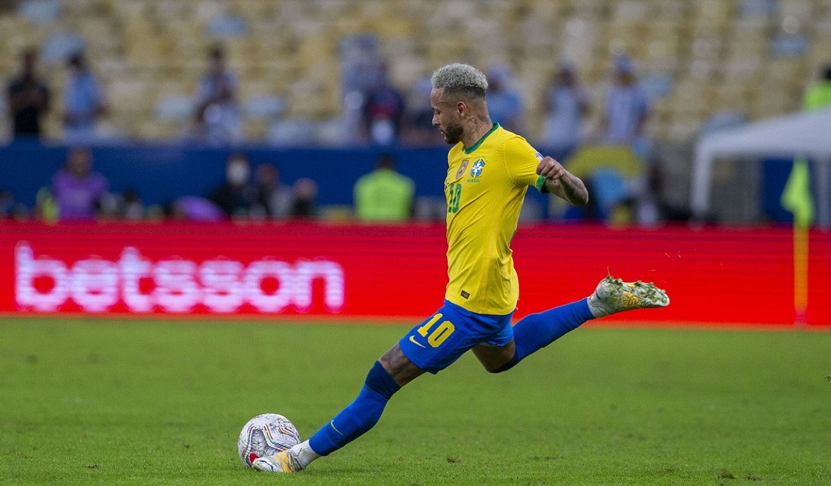 Neymar, spectacol total în Brazilia - Uruguay 4-1
