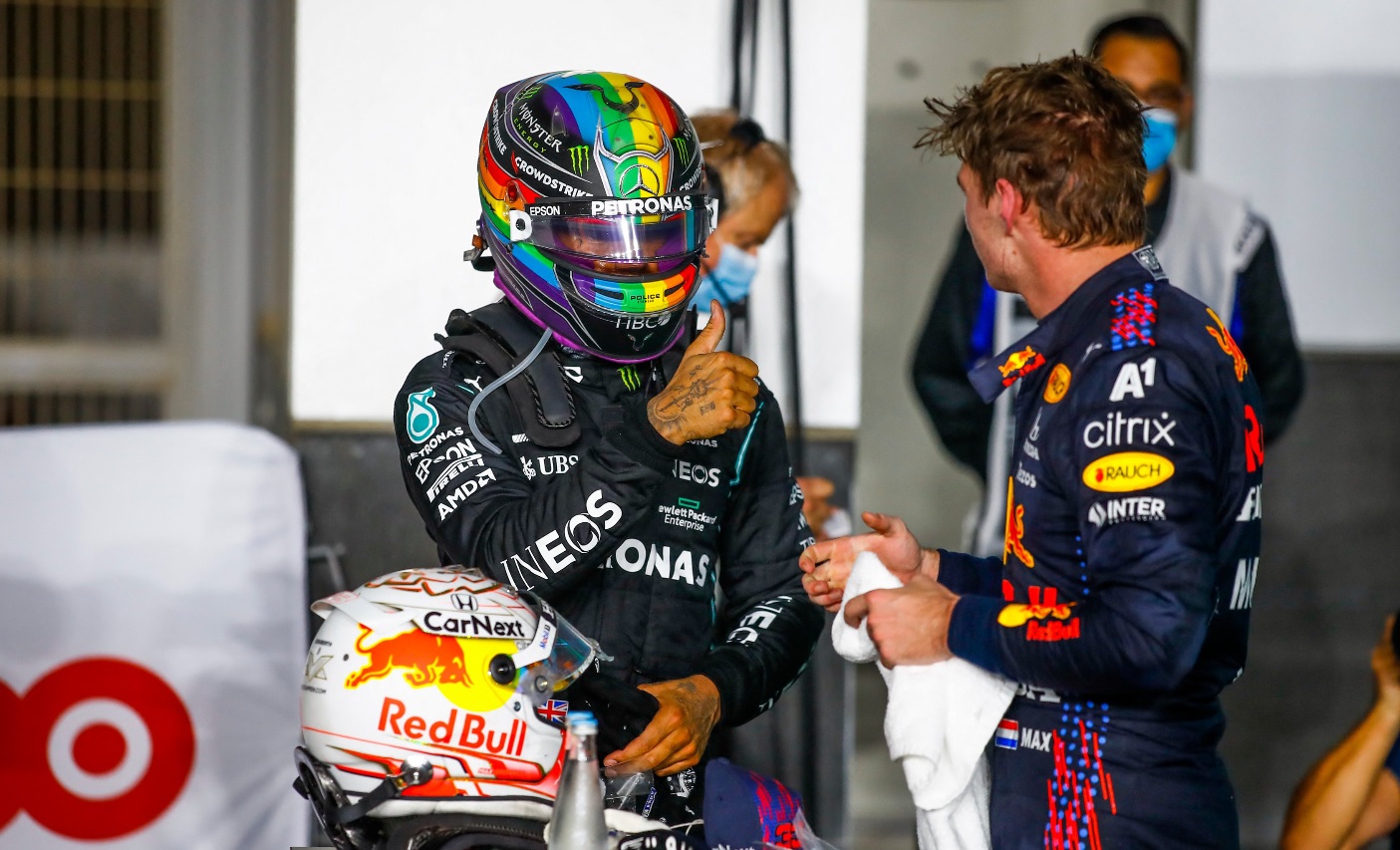 Lewis Hamilton, victorie uriaşă în Qatar