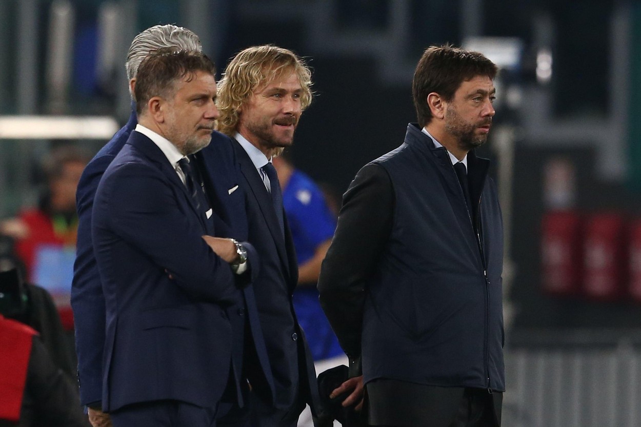 Probleme uriaşe la Juventus. Andrea Agnelli şi Pavel Nedved sunt anchetaţi pentru fraudă contabilă. S-au făcut percheziţii la sediul clubului