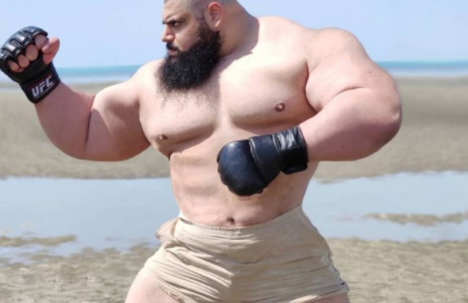 “Hulk din Iran” a debutat în box, după ce meciul inițial a fost anulat de teama că s-ar putea sinucide! Cum s-a încheiat lupta gigantului de 175 kilograme