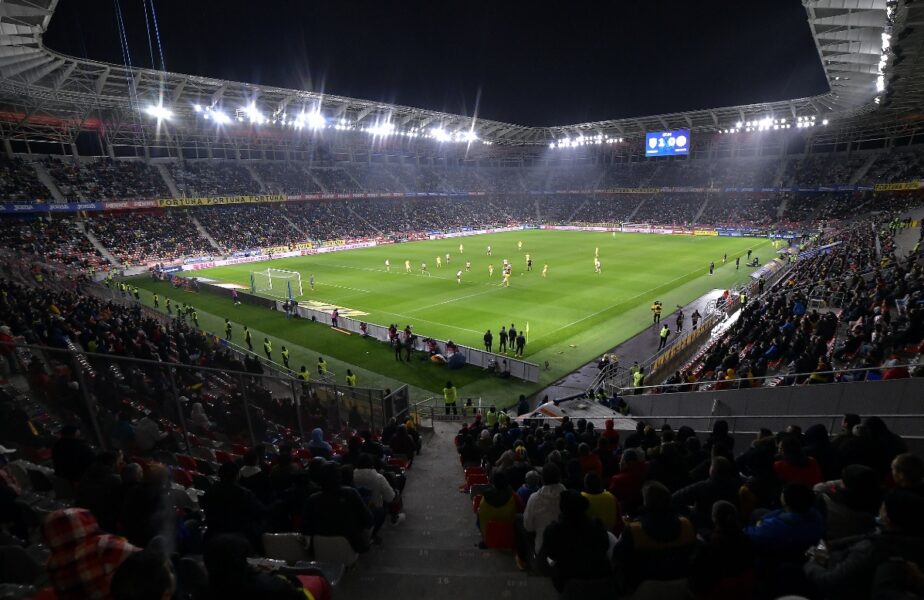 România – Islanda | Mirel Rădoi a răbufnit. Jucăm finala cu Islanda fără fani: „Ne vaccinăm să mergem la mall, în spaţiul închis şi nu suntem primiţi pe stadioane”