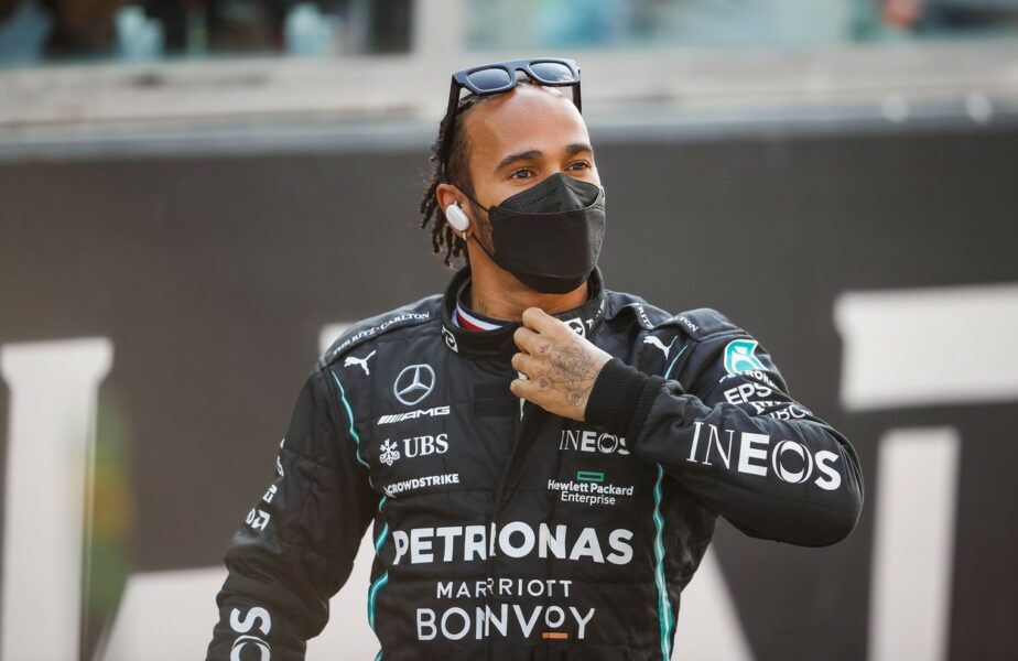 Lewis Hamilton ţine capul sus după ce a pierdut finala nebună de la Abu Dhabi: „Ultima parte a sezonului a fost una incredibilă şi am dat totul!” Ce mesaj a avut pentru Max Verstappen
