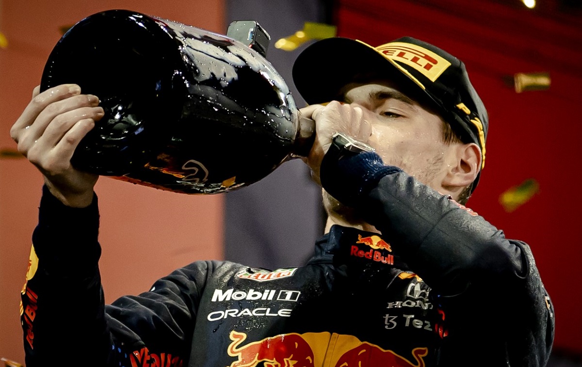 Câţi bani primeşte Max Verstappen după ce a devenit campion în Formula 1. Bonusul uriaş pe care îl va încasa olandezul după ce l-a învins uluitor pe Lewis Hamilton