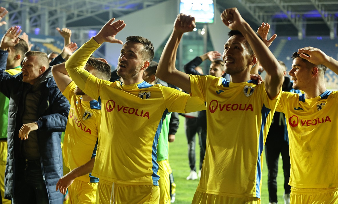 Petrolul Ploieşti-„U” Cluj 1-0 | „Lupii galbeni, victorie uriaşă în derby! Echipa lui Nae Constantin defilează în Liga 2