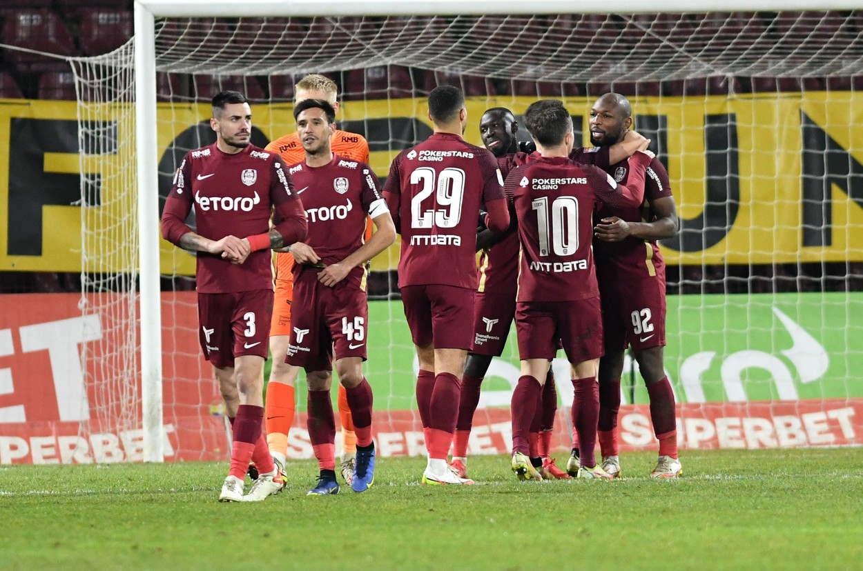 CFR Cluj transferă pe bandă rulantă: ”Toți acești șase jucători au fost la echipele naționale!” Anunțul făcut de conducerea campioanei înaintea derby-ului cu FCSB
