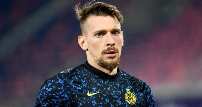 Uluitor! Ionuț Radu a „îngropat-o” pe Inter! Portarul român a dat pe lângă minge, iar Bologna a dat gol