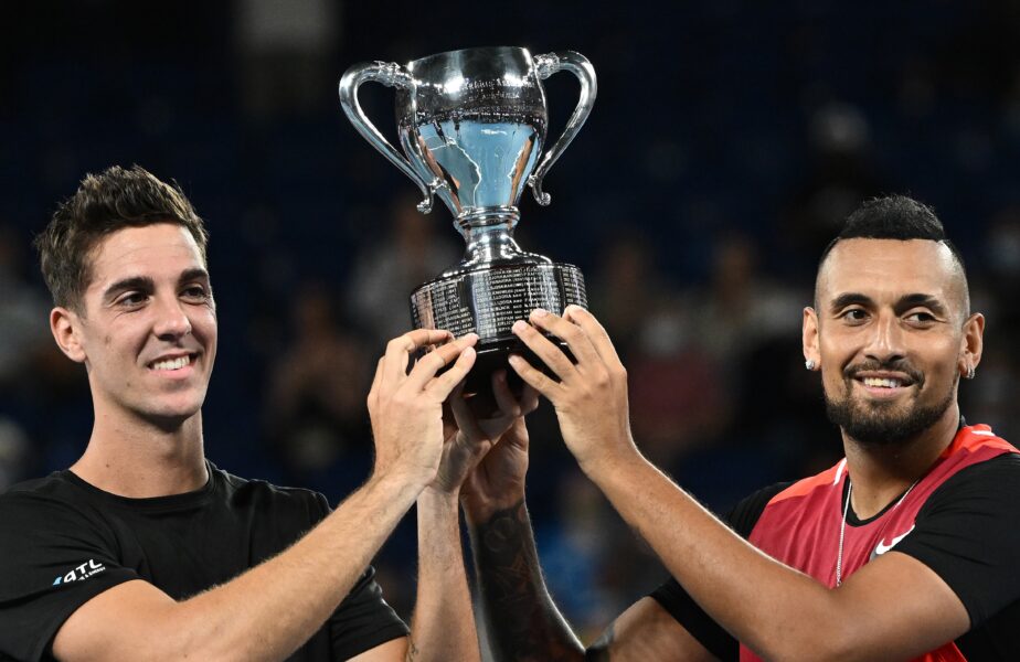 ”Rebelii tenisului”, Nick Kyrgios şi Thanasi Kokkinakis, au câștigat Australian Open 2022. ”Te iubesc, frate!” / ”Haideți, fetelor!”