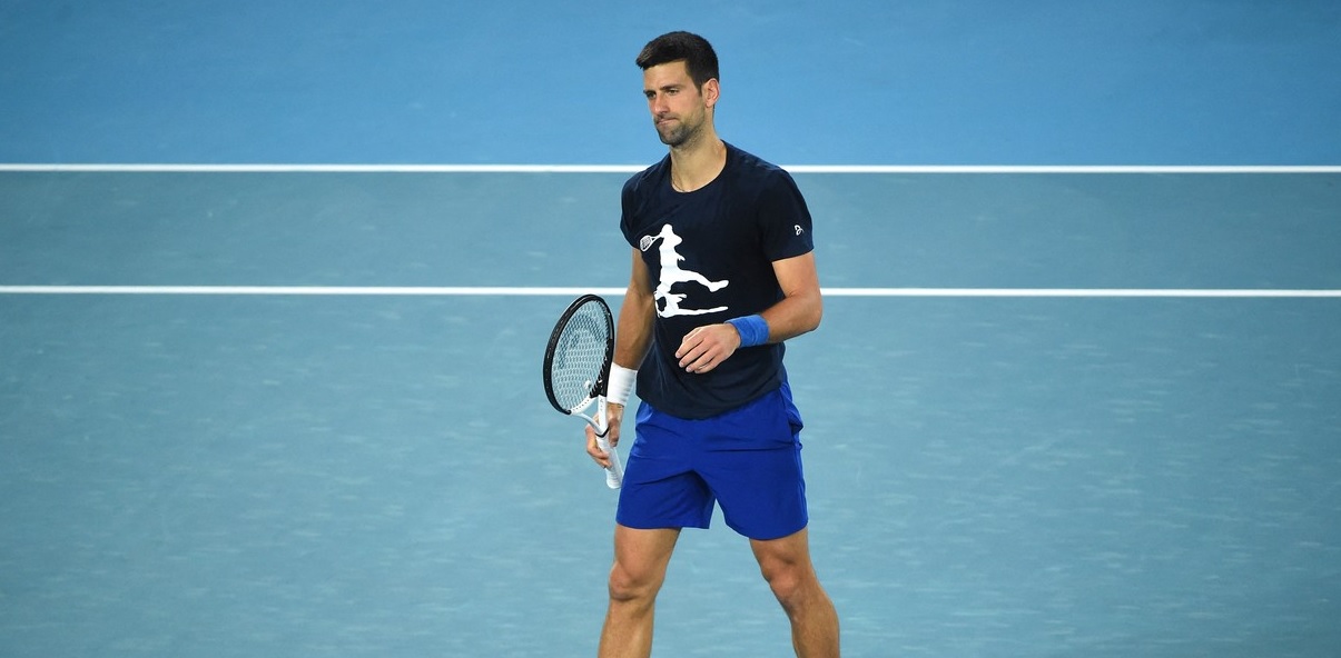 Novak Djokovic a scăpat de detenție pentru această noapte.