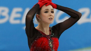 Campioana olimpică de la patinaj, Kamila Valieva, ar fi fost prinsă dopată la doar 15 ani! Substanţa interzisă pe care ar fi folosit-o