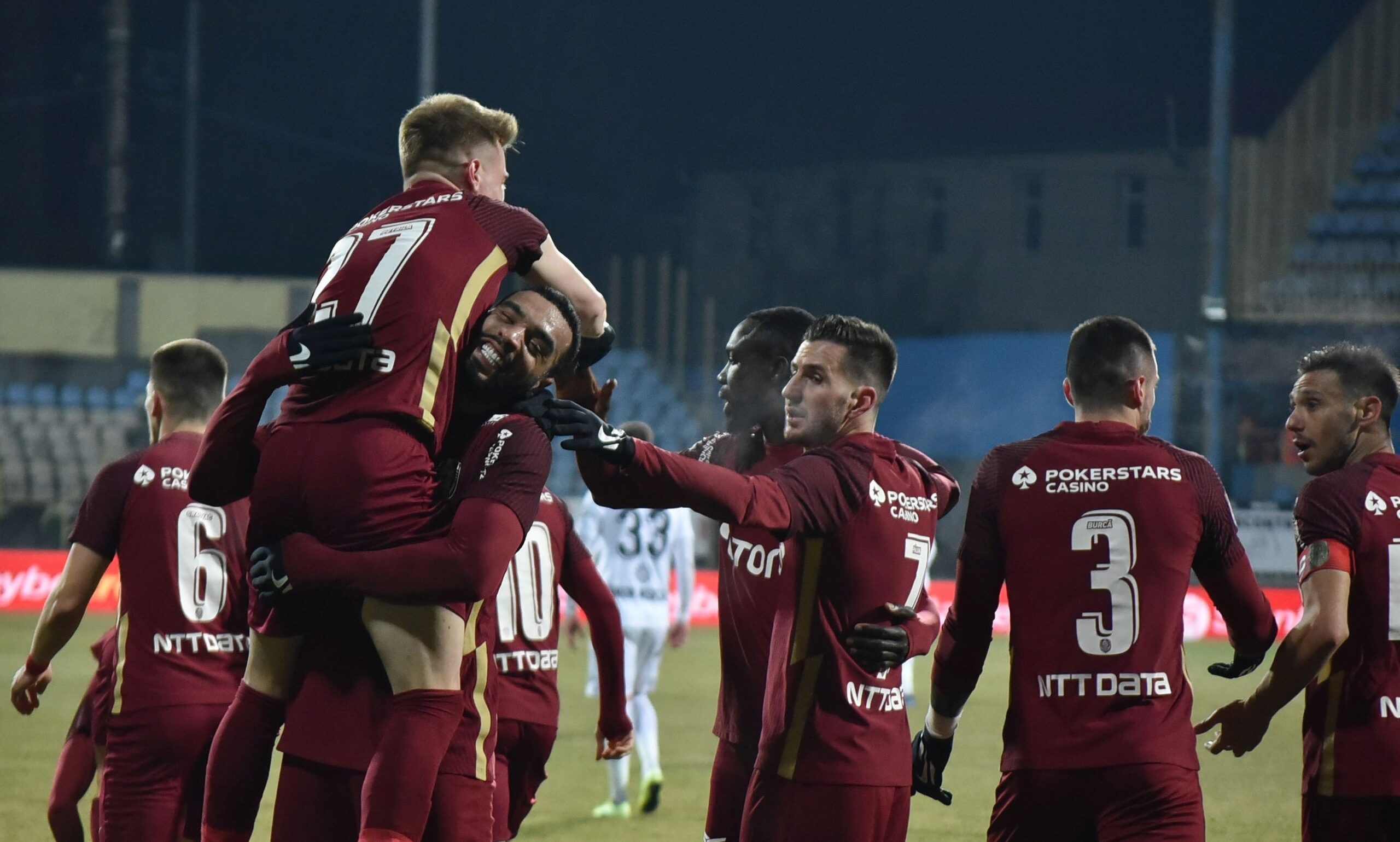 Gaz Metan – CFR Cluj 1-2 | Campioana, făcută praf după prima victorie din 2022: ”Nu că joacă slab, ci penibil”