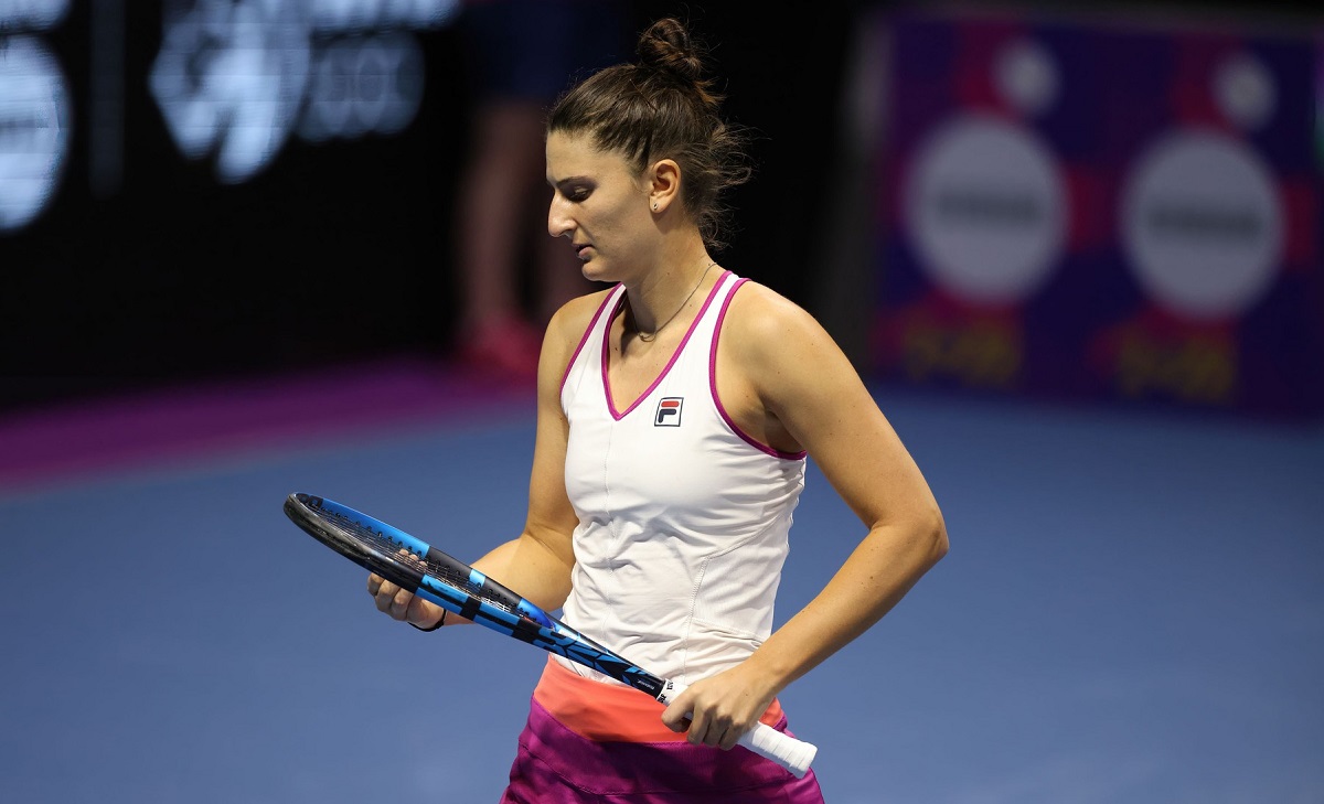 Irina Begu – Petra Kvitova 3-6, 1-6. Românca, eliminată din primul tur de la Doha după mai puțin de o oră!