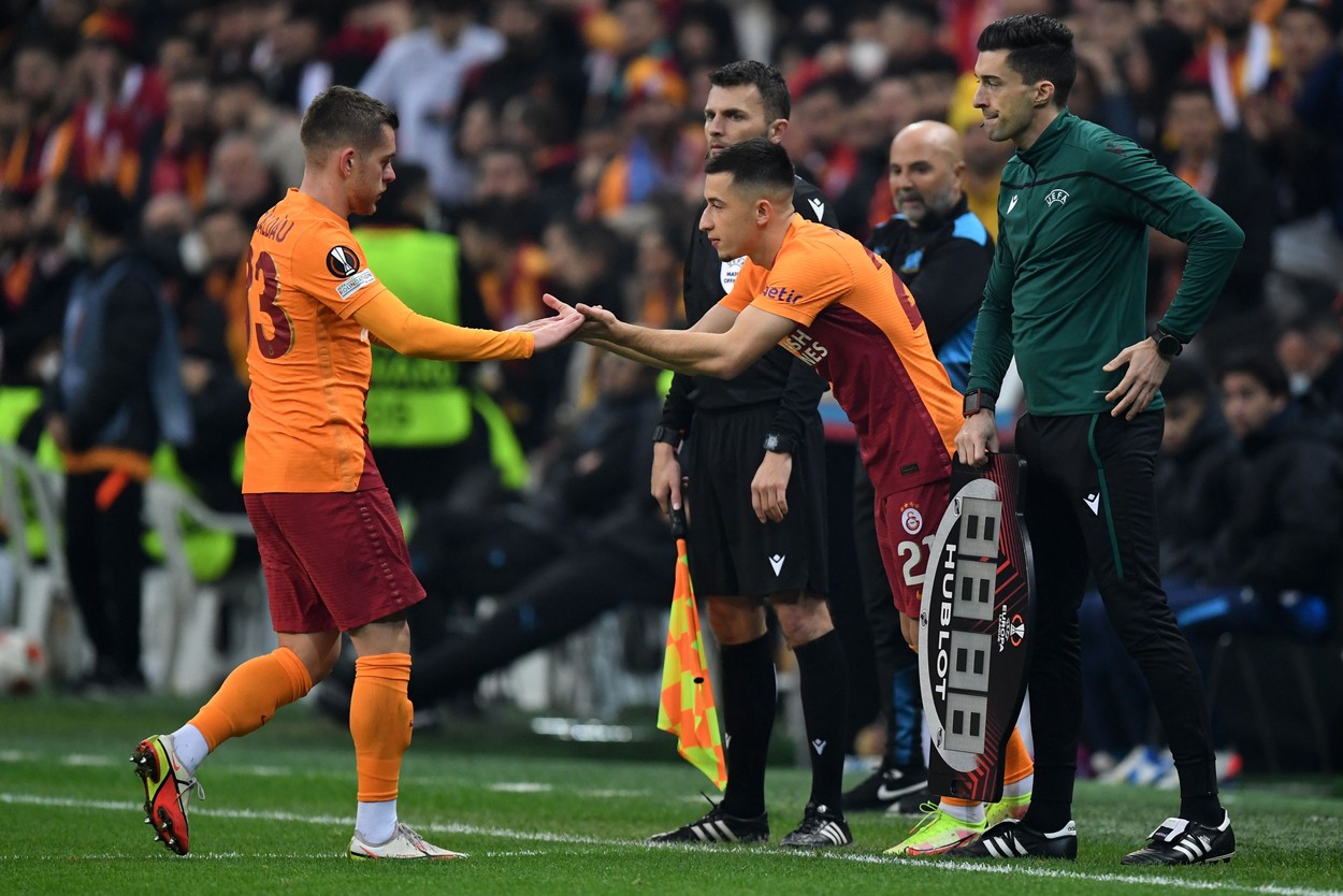 Galatasaray – Barcelona 1-2 | Notele primite de Olimpiu Moruțan și Alex Cicâldău după duelul cu vedetele de pe Camp Nou. Fostul jucător al Universității Craiova, printre cei mai buni jucători de pe teren