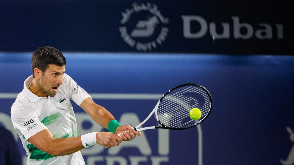 Novak Djokovic a câștigat primul său meci din 2022. Fanii, în delir când sârbul și-a făcut apariția pe teren! Liderul ATP s-a calificat în turul 2 la Dubai