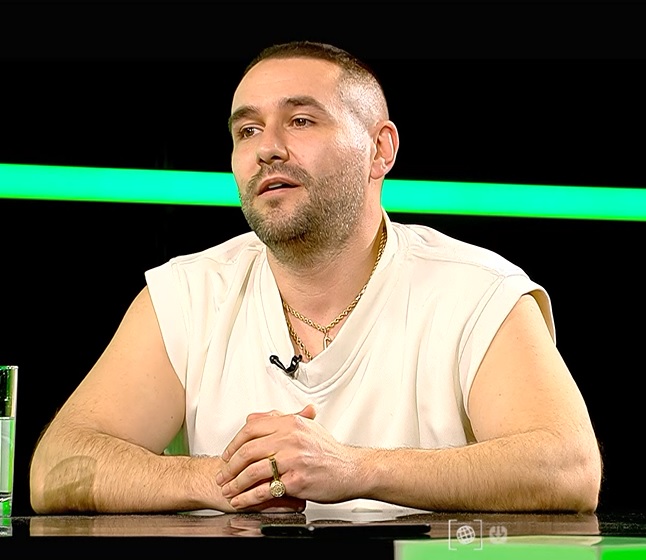Ultras înrăit, Rashid a dat verdictul în „războiul” celor două Craiove: ”Pentru mine, fenomenul a murit când ne-au dezafiliat!” Rapper-ul a făcut kickbox și e atras de MMA