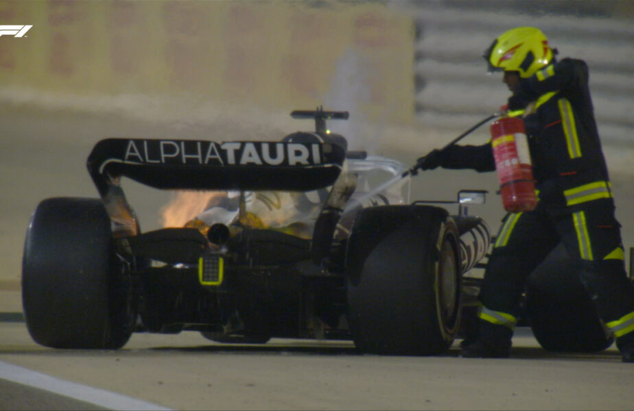 Incendiu în Formula 1! Mașina lui Pierre Gasly, cuprinsă de flăcări. Emoții uriașe la prima cursă a anului
