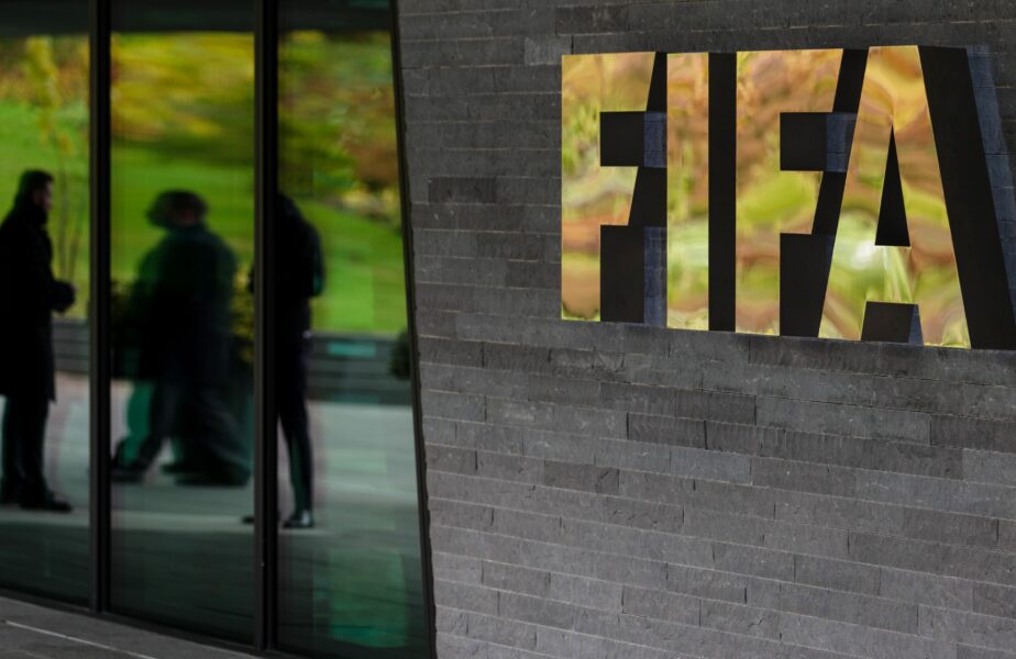 FIFA, schimbări radicale legate de împrumutul jucătorilor! Când intră în vigoare deciziile luate de forul mondial