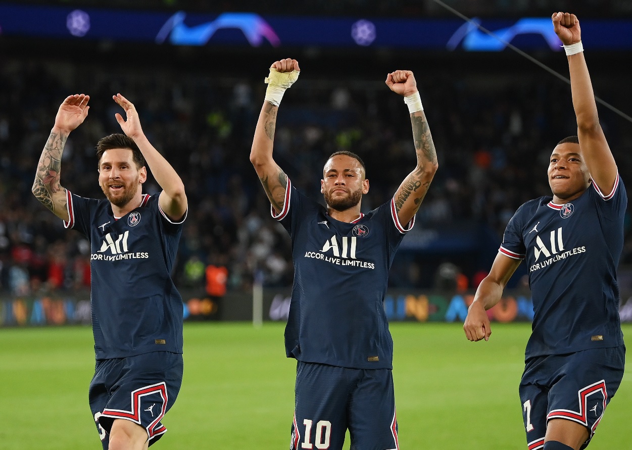 Neymar, Lionel Messi şi Kylian Mbappe, salarii uriaşe în Ligue 1