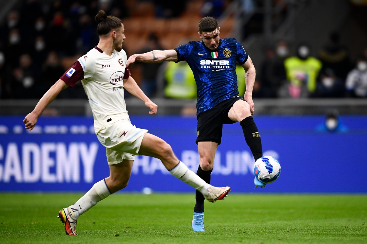Radu Drăguşin, distrus în presa italiană după Inter – Salernitana 5-0: „Suferă întotdeauna! A fost mereu în contratimp. Ce a scris Gazzetta dello Sport