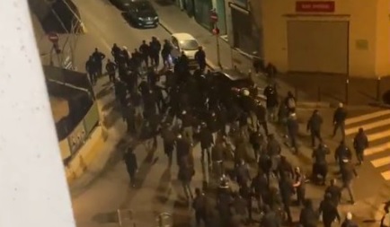 Olympique Marseille – PAOK | Bătăi crunte pe străzile din Marseille între ultraşii celor două echipe. Fanii lui AEK şi Partizan Belgrad, implicaţi şi ei